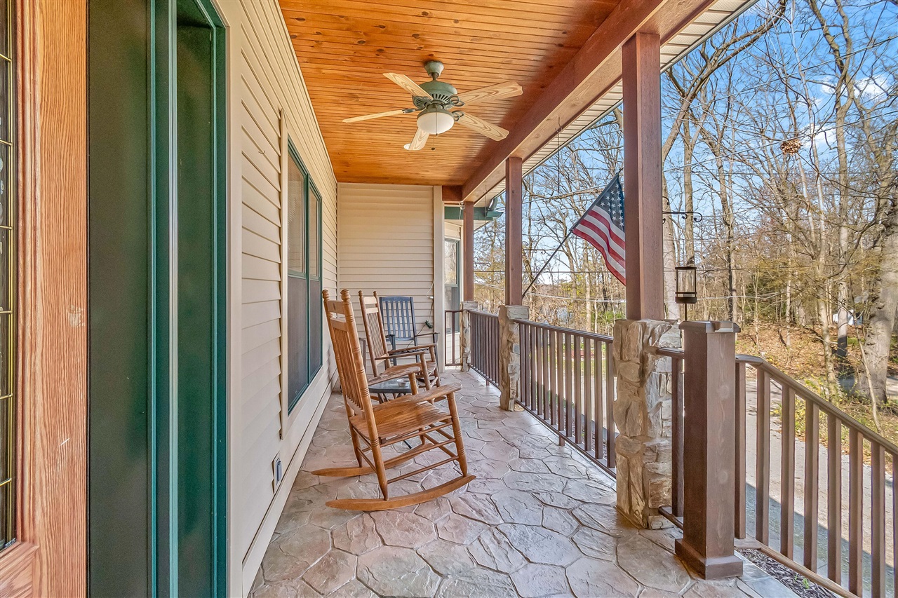 3553 Alpine Court Property Photo 2