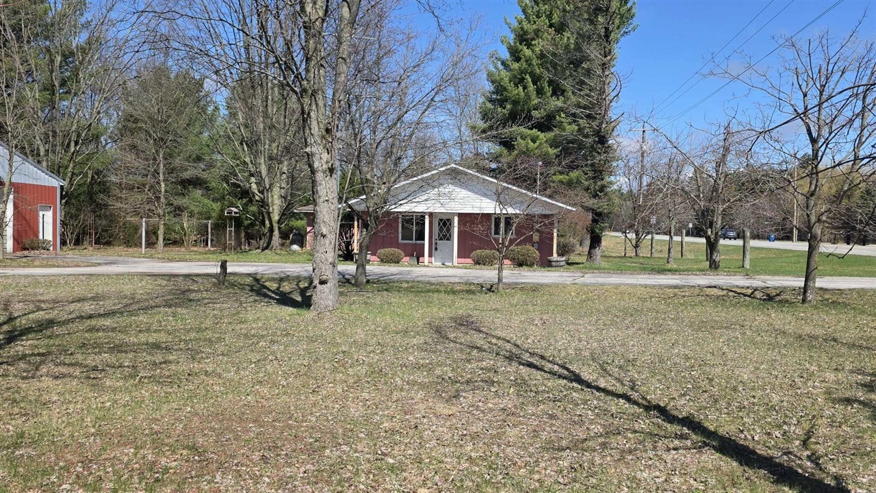 9945 Us-31 Property Photo 2