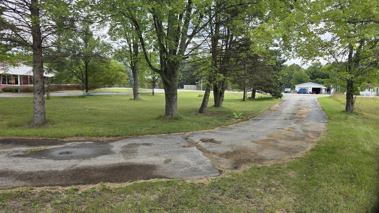 9945 Us-31 Property Photo 12