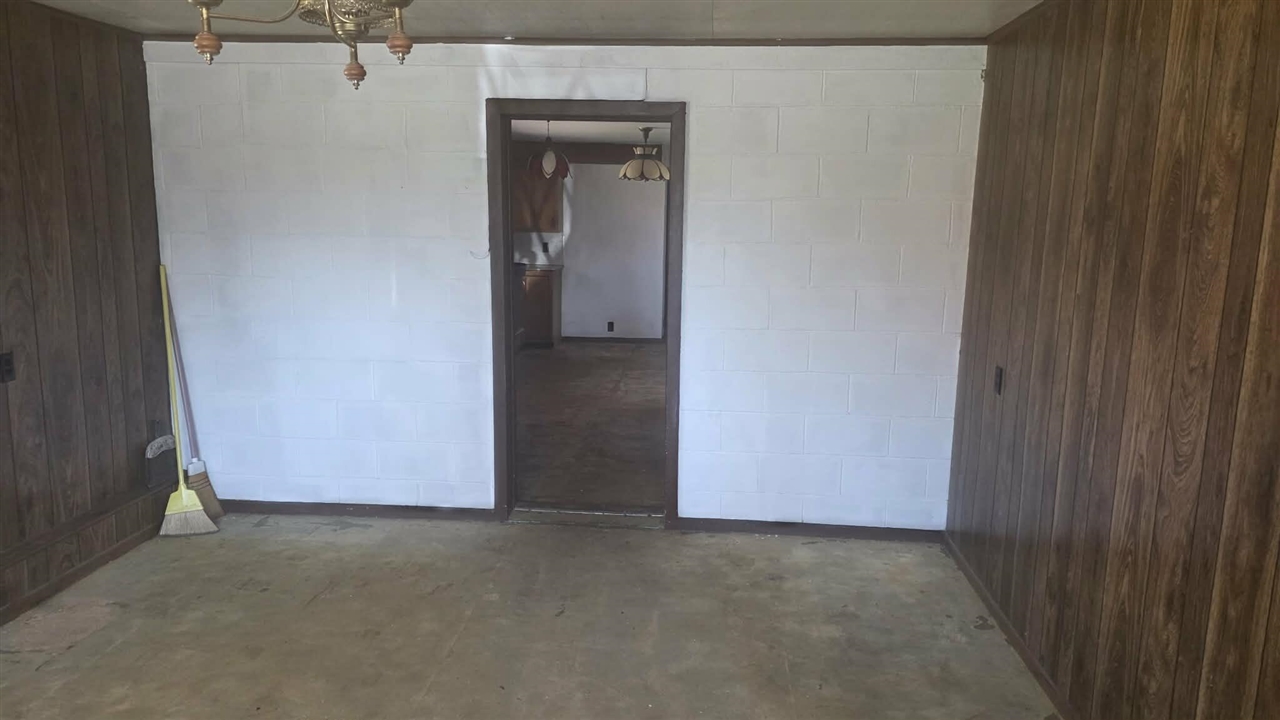 9945 Us-31 Property Photo 15