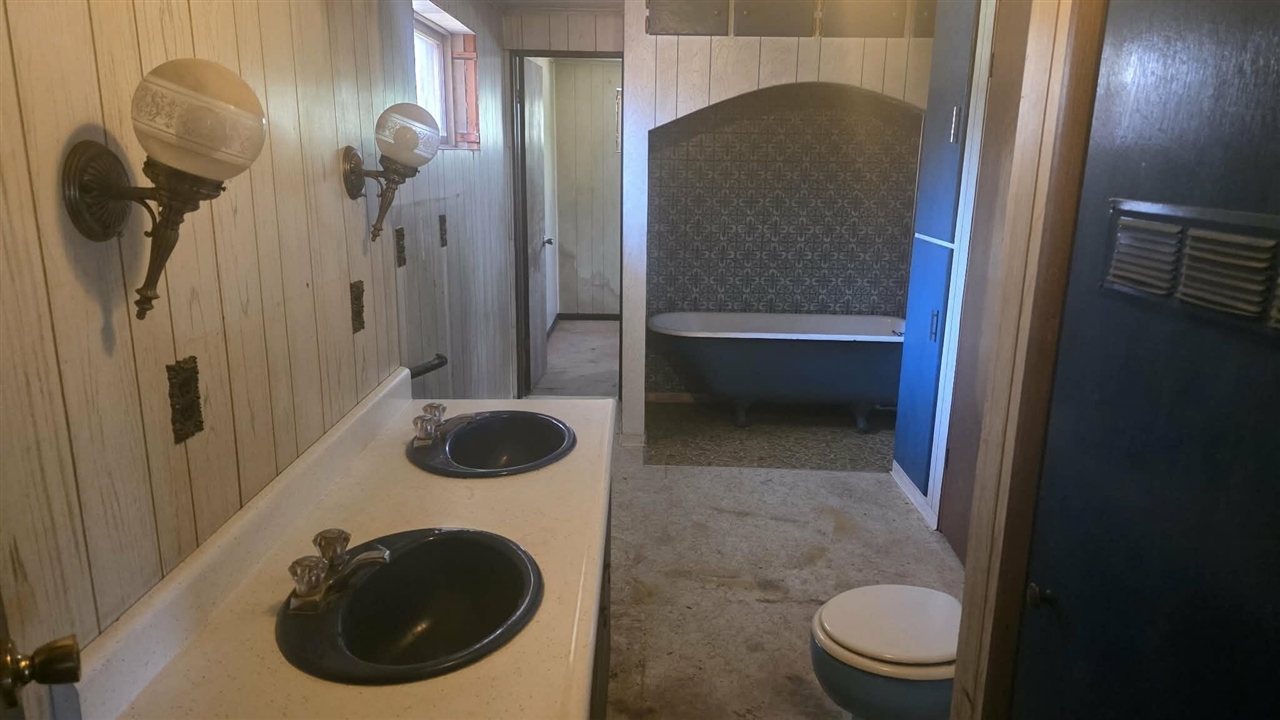 9945 Us-31 Property Photo 23