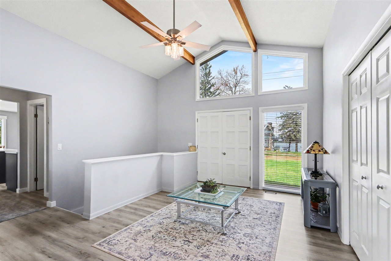 48379 Hill Drive Property Photo 10