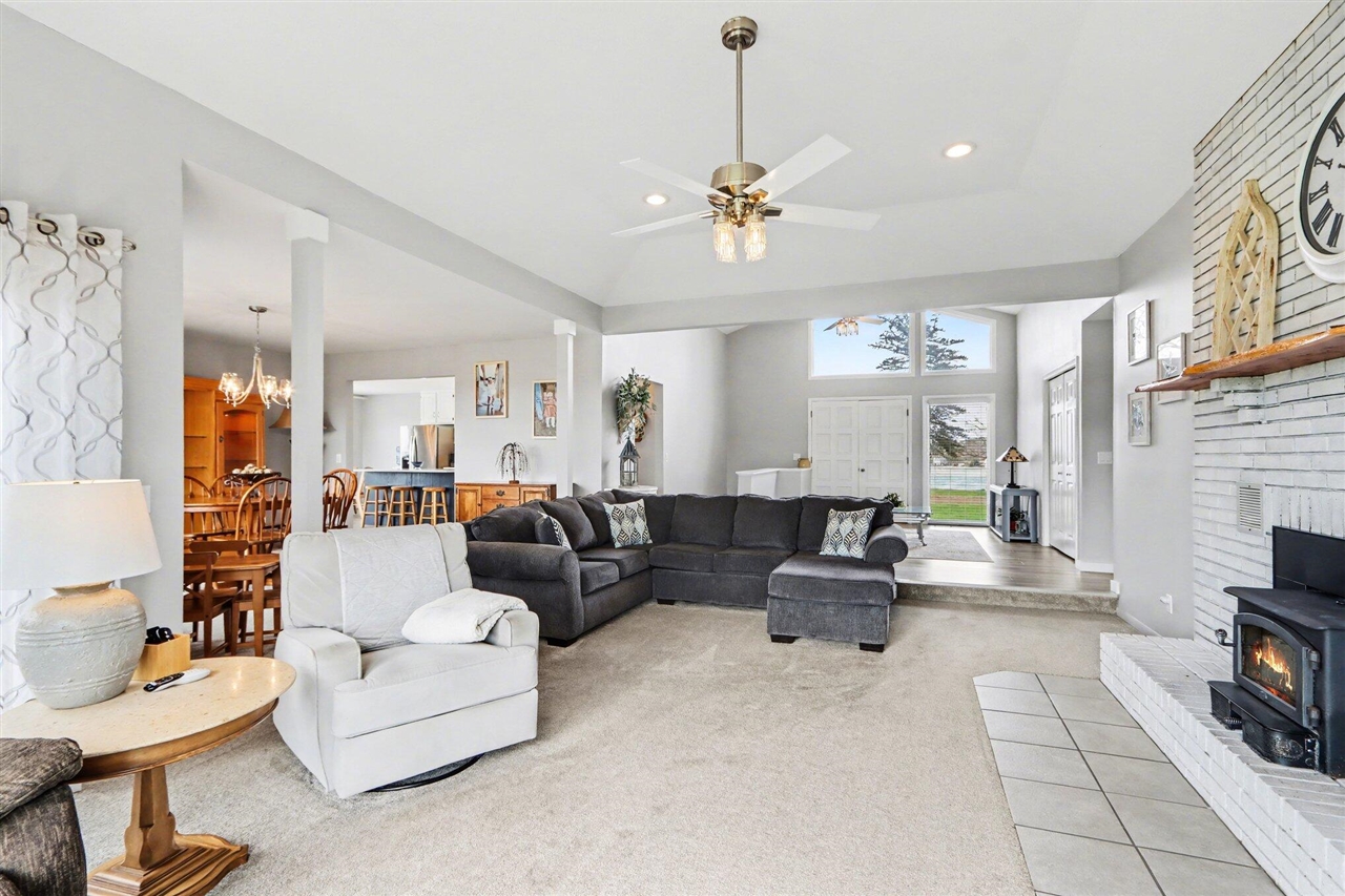 48379 Hill Drive Property Photo 16