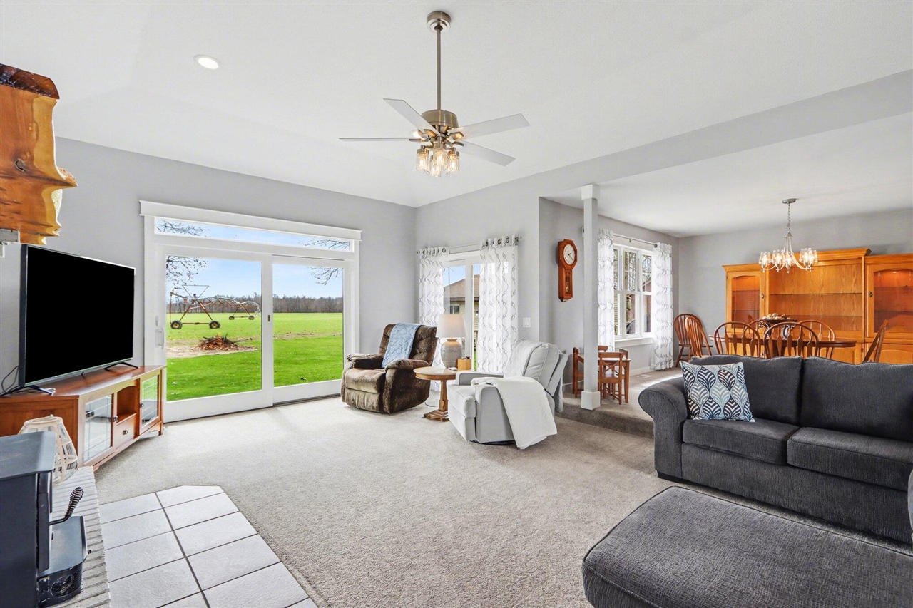 48379 Hill Drive Property Photo 17