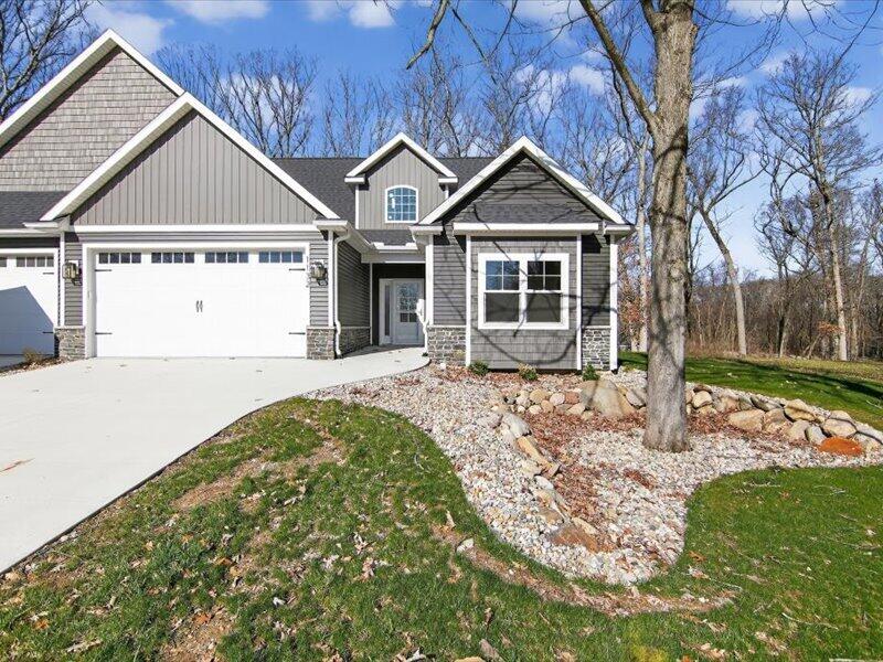 1132 Lochaven Circle Property Photo 5