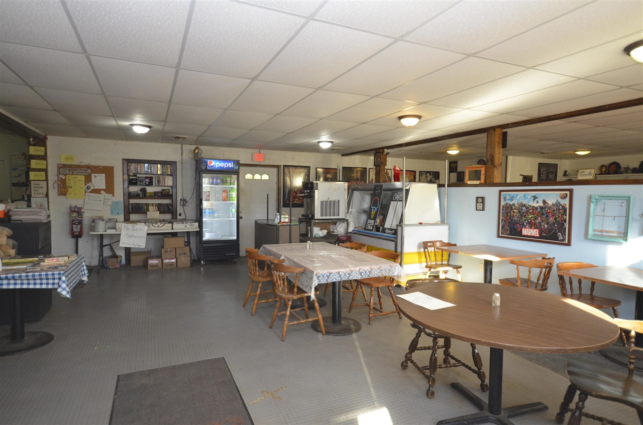 290 Centre Street Property Photo 8