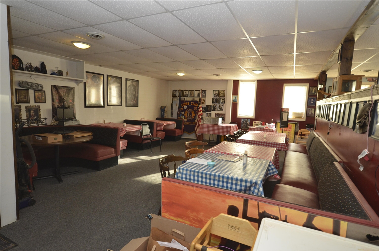 290 Centre Street Property Photo 11
