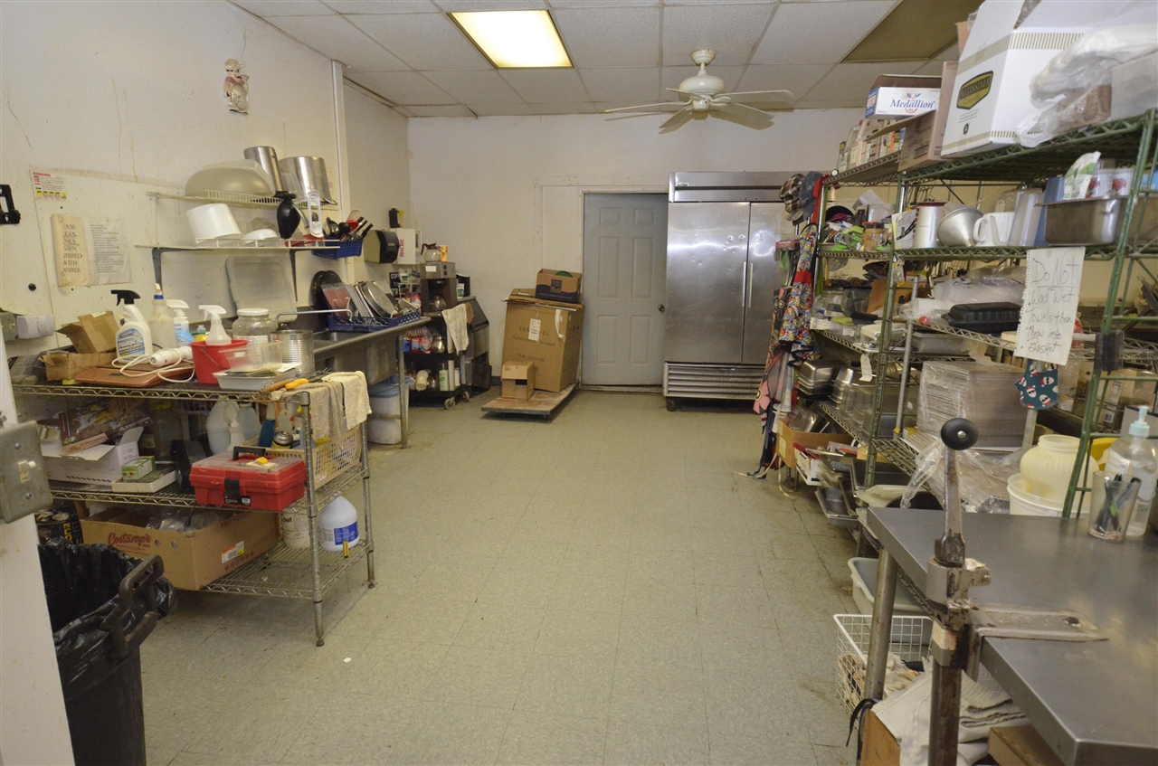 290 Centre Street Property Photo 16