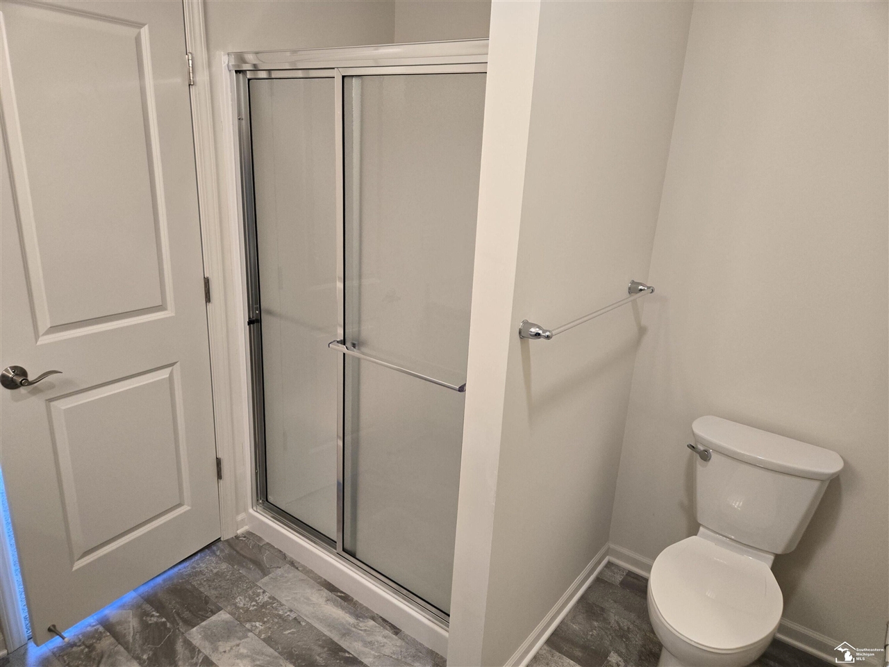 807 Plum Vlg Drive Property Photo 9