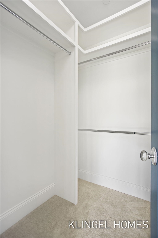 930 W Savidge Street Property Photo 18
