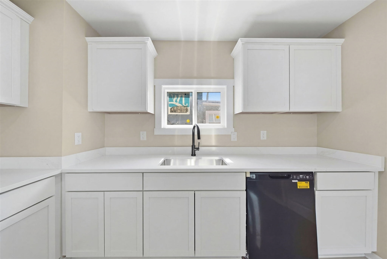 316 Carr Street Property Photo 12