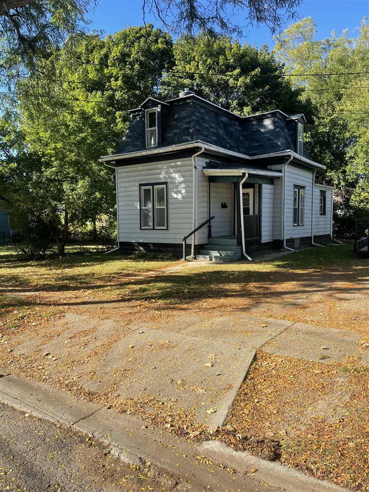 1034 Williams Street Property Photo 1