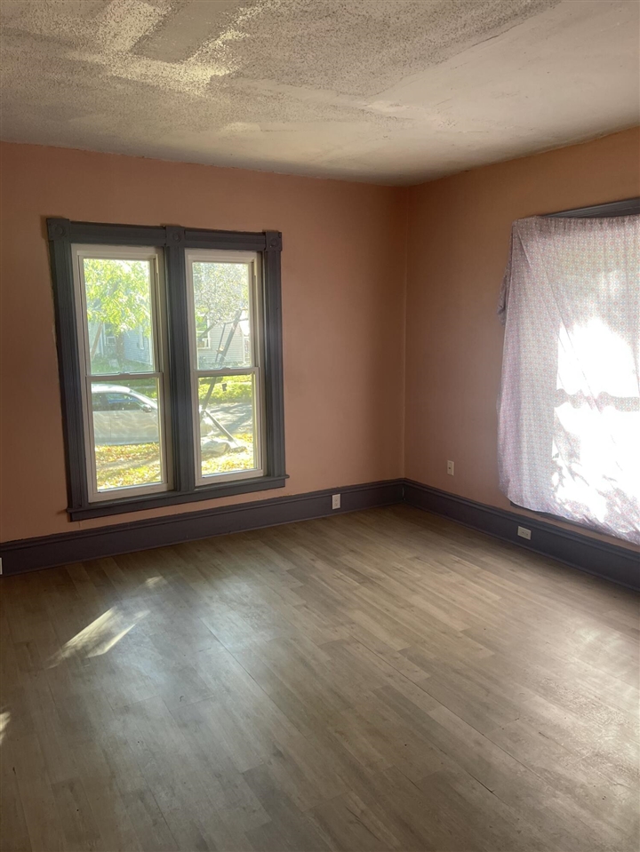 1034 Williams Street Property Photo 3