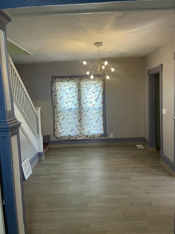 1034 Williams Street Property Photo 5