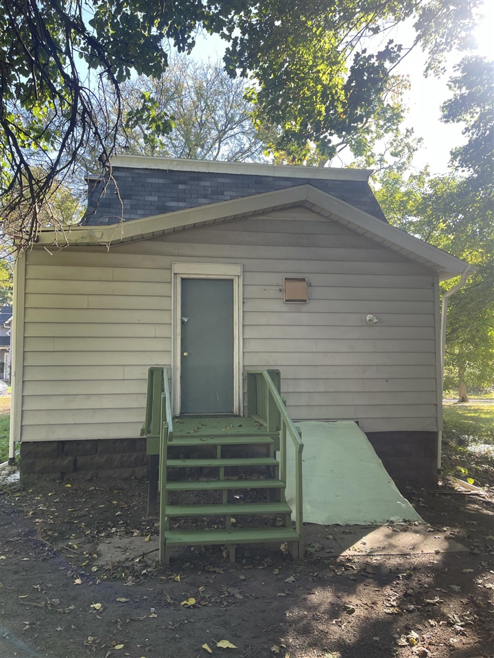 1034 Williams Street Property Photo 13