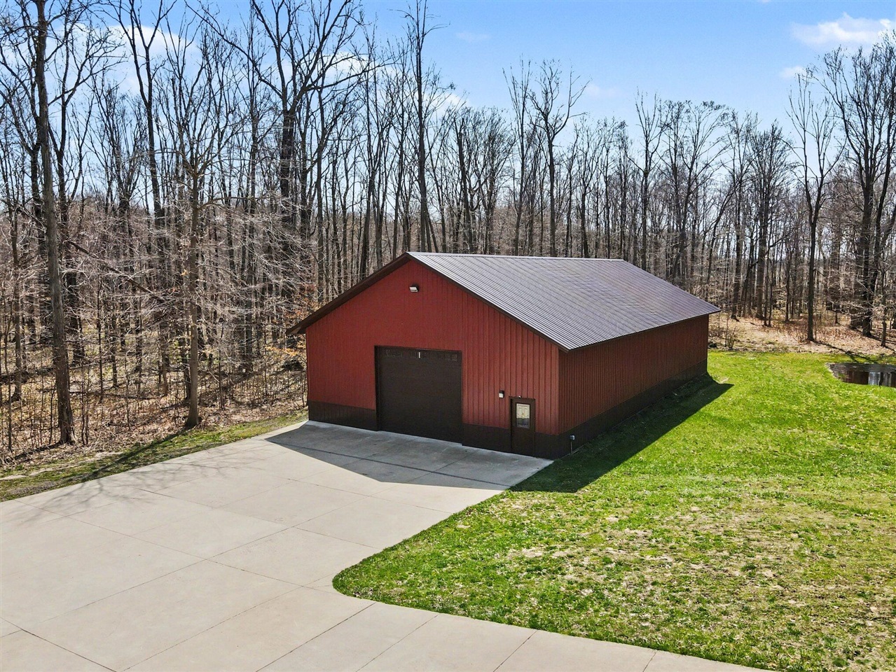 52755 M 43 Property Photo 16
