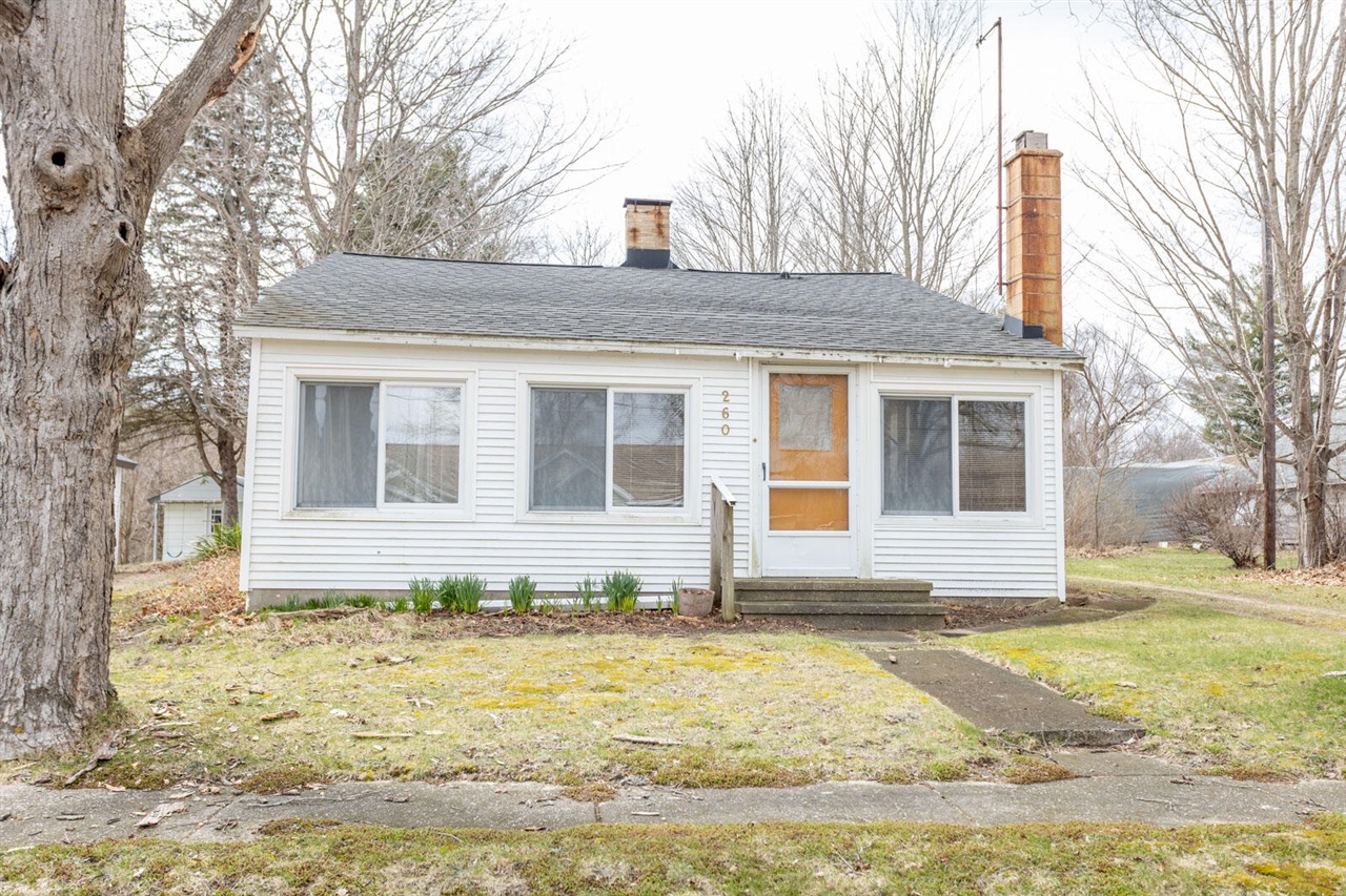 260 S Scott Street Property Photo 1