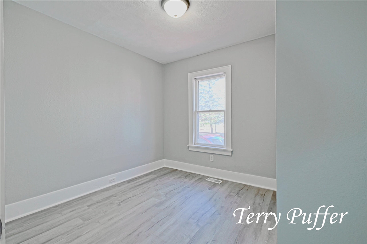 3020 Highland Street Property Photo 5