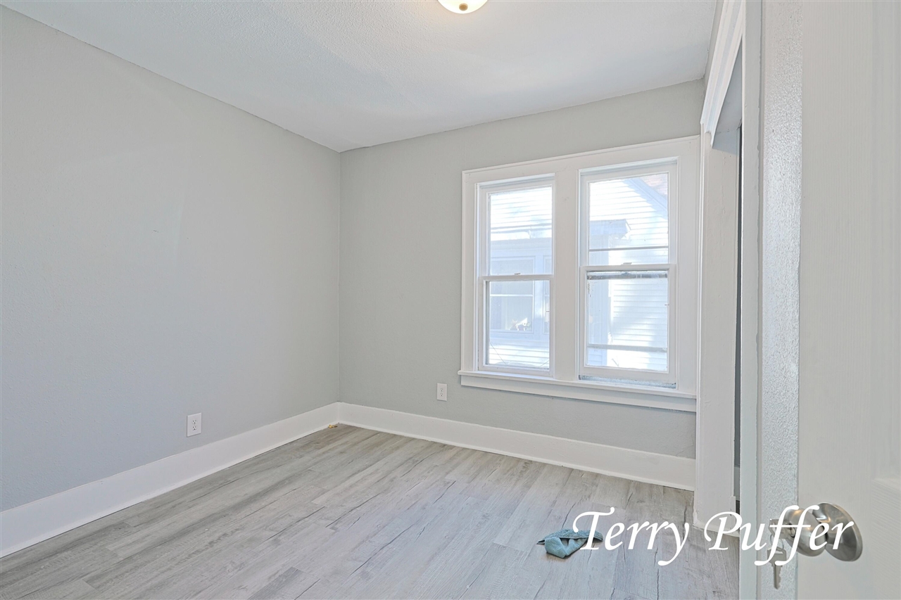 3020 Highland Street Property Photo 6