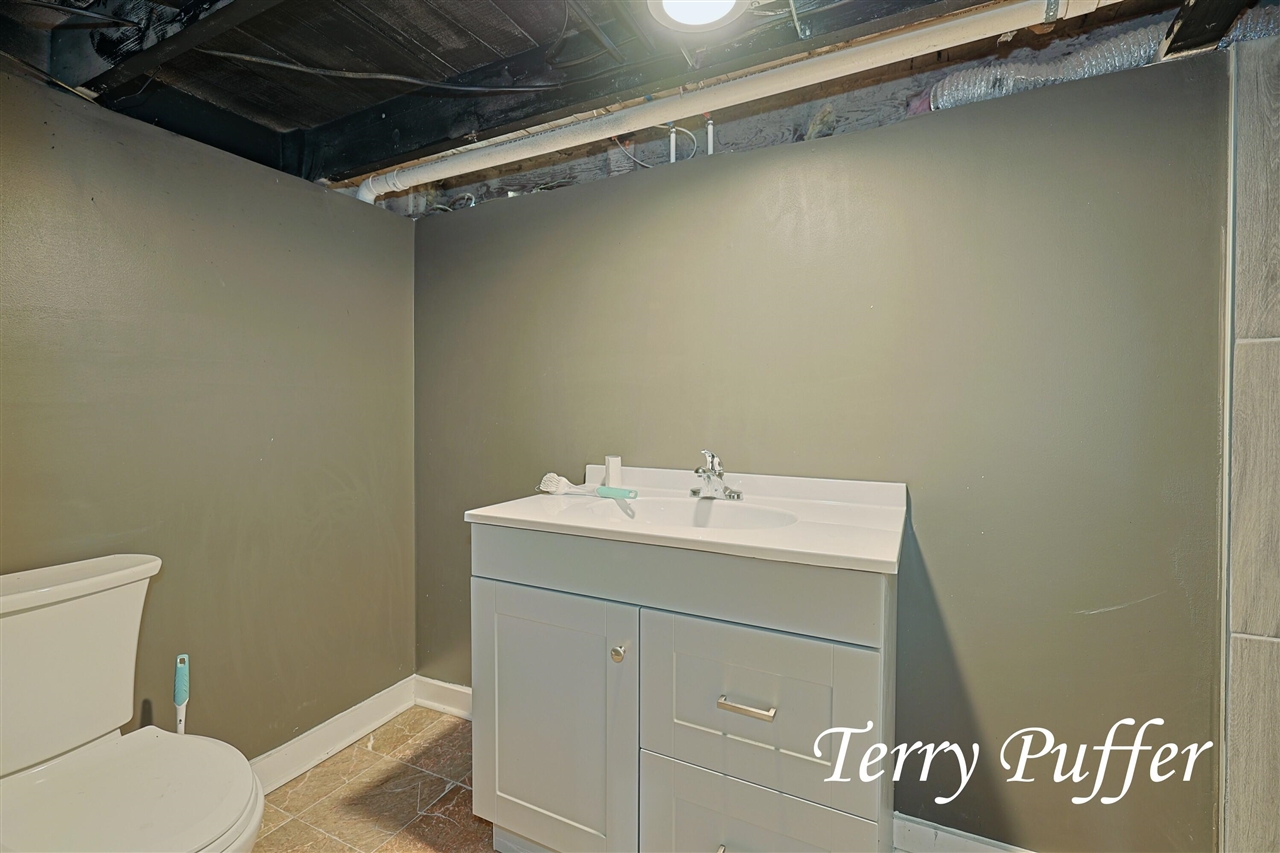 3020 Highland Street Property Photo 13