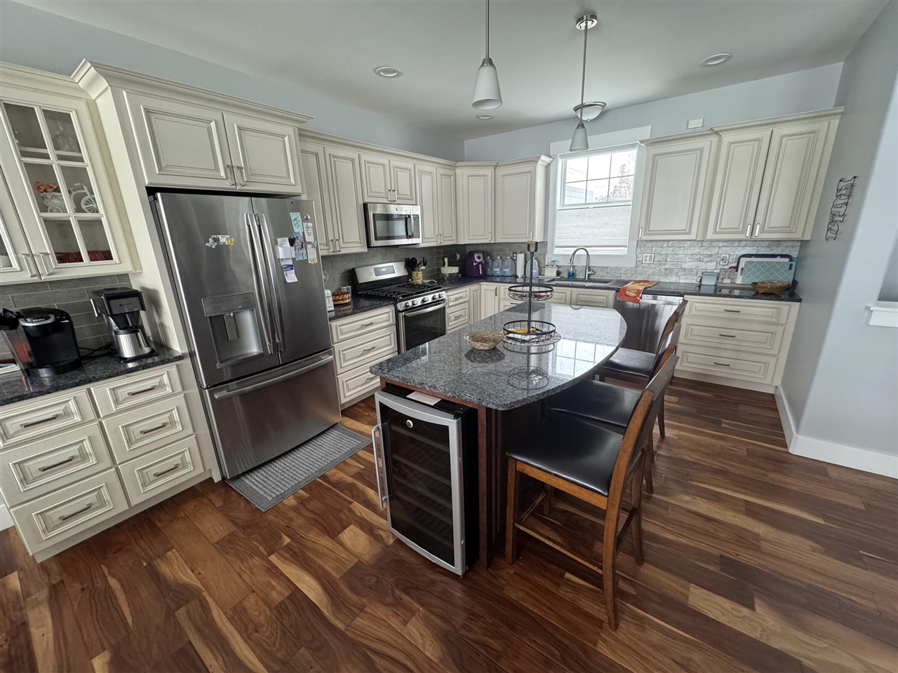11415 Killarney Drive Property Photo 4