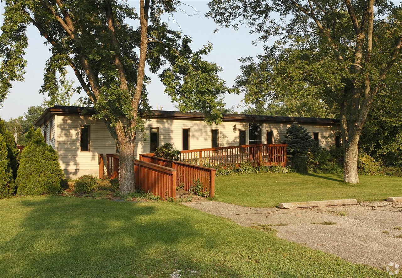 2840 Shirley Drive Property Photo 1