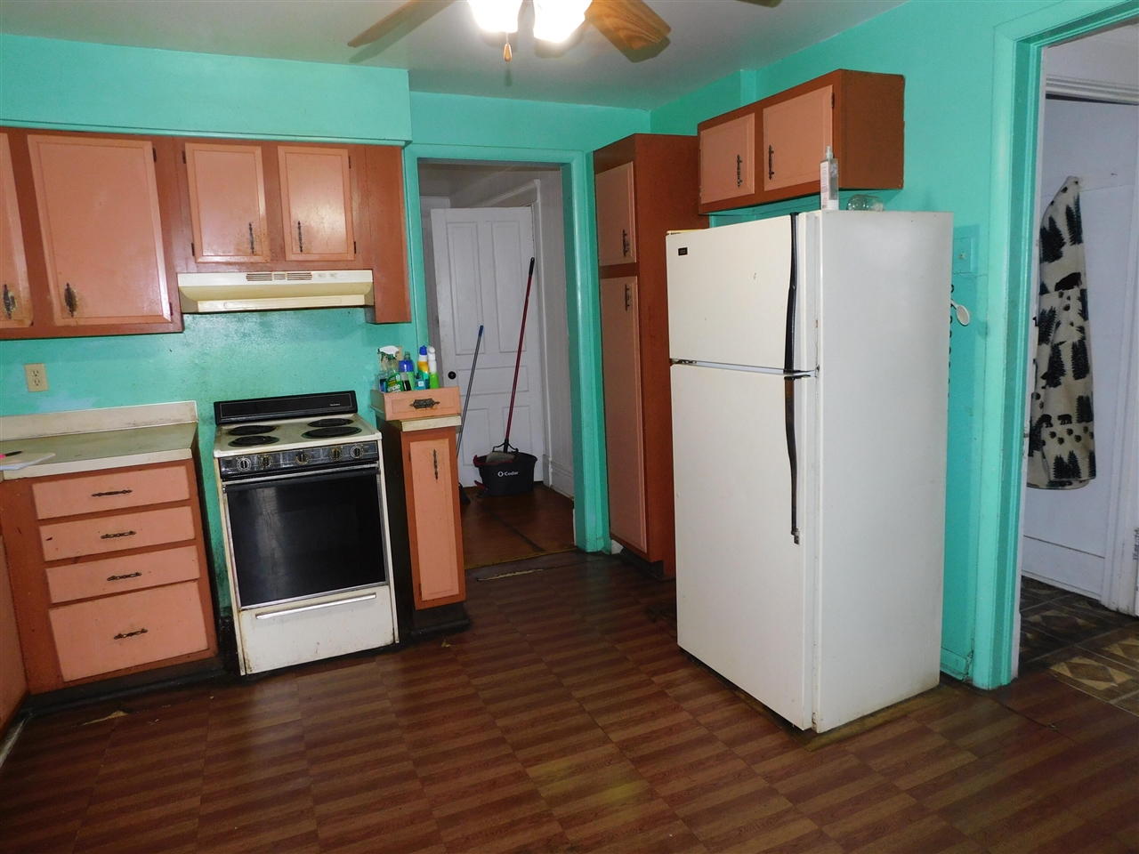 926 Cottage Avenue Property Photo 2