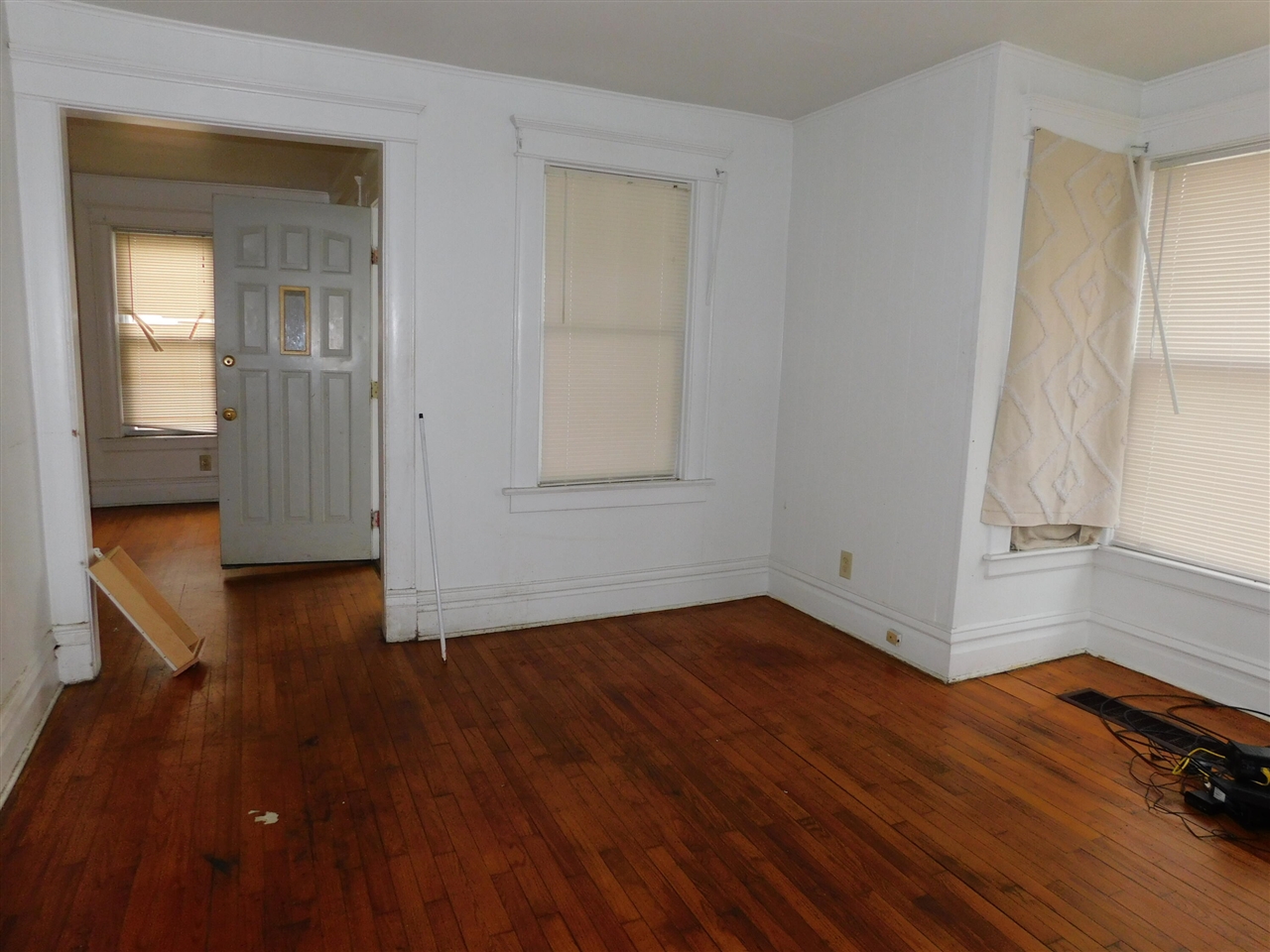926 Cottage Avenue Property Photo 6