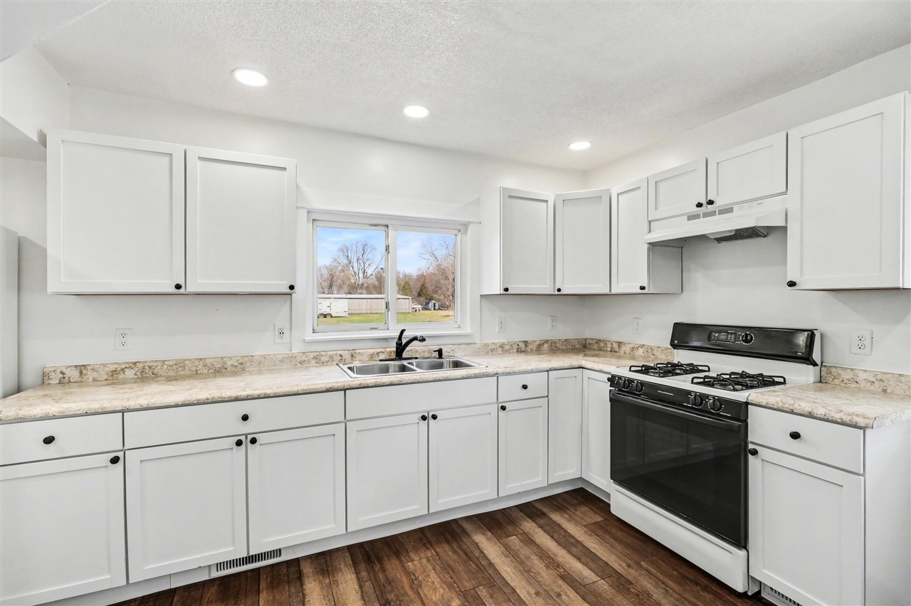 5459 Coan Street Property Photo 4