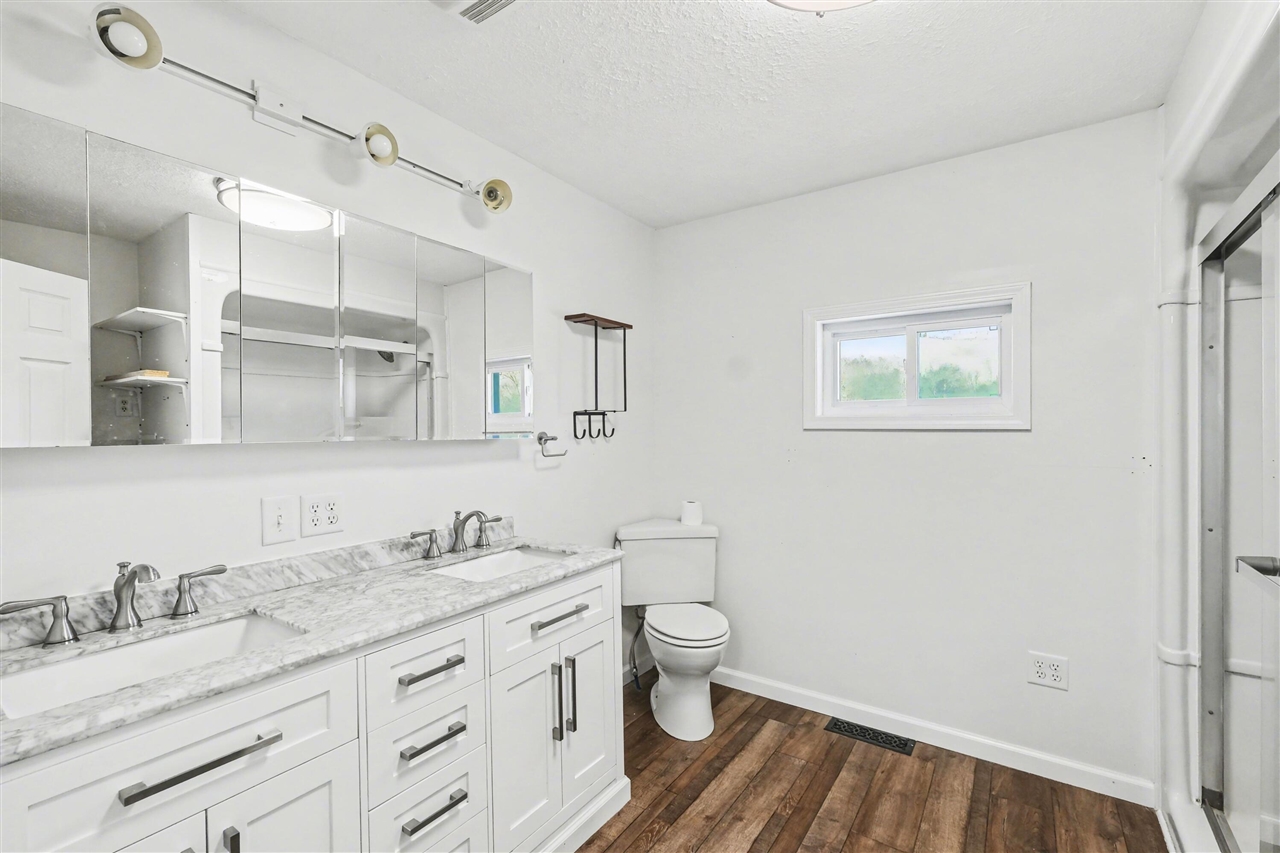5459 Coan Street Property Photo 10