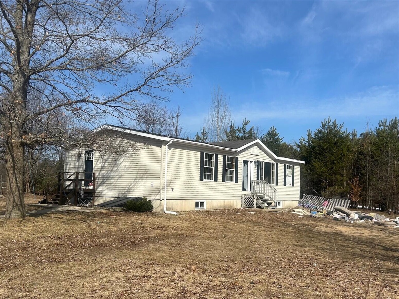7686 S 25 Road Property Photo 1