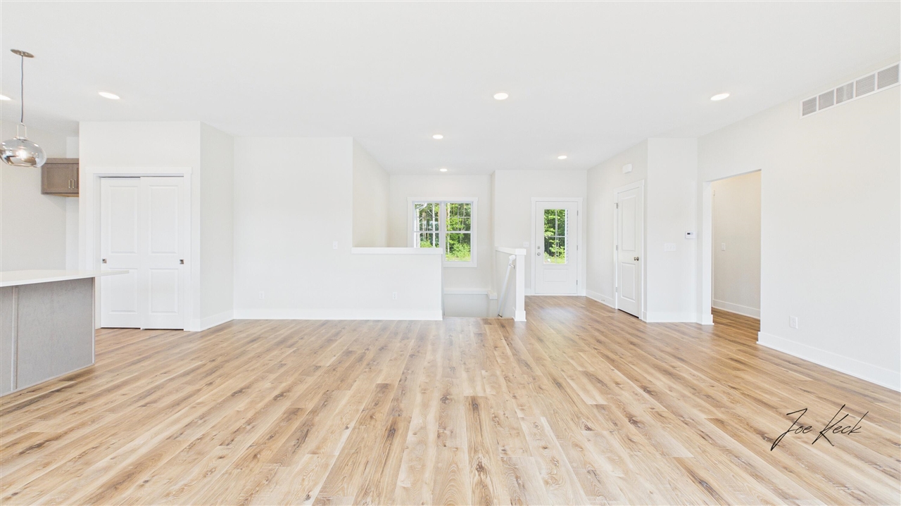 7393 Atwater Drive Property Photo 12