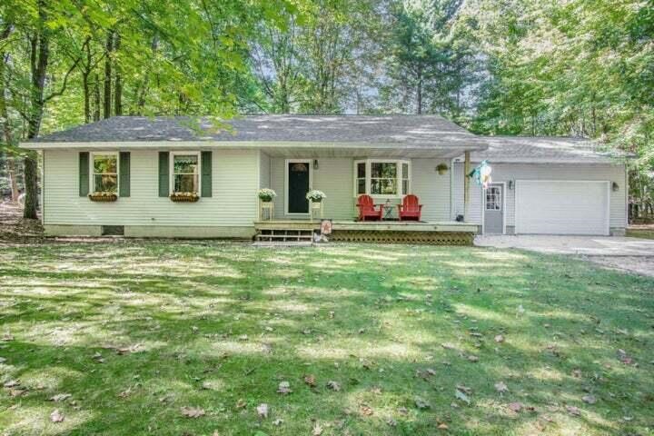 5771 Wintergreen Road Property Photo 1