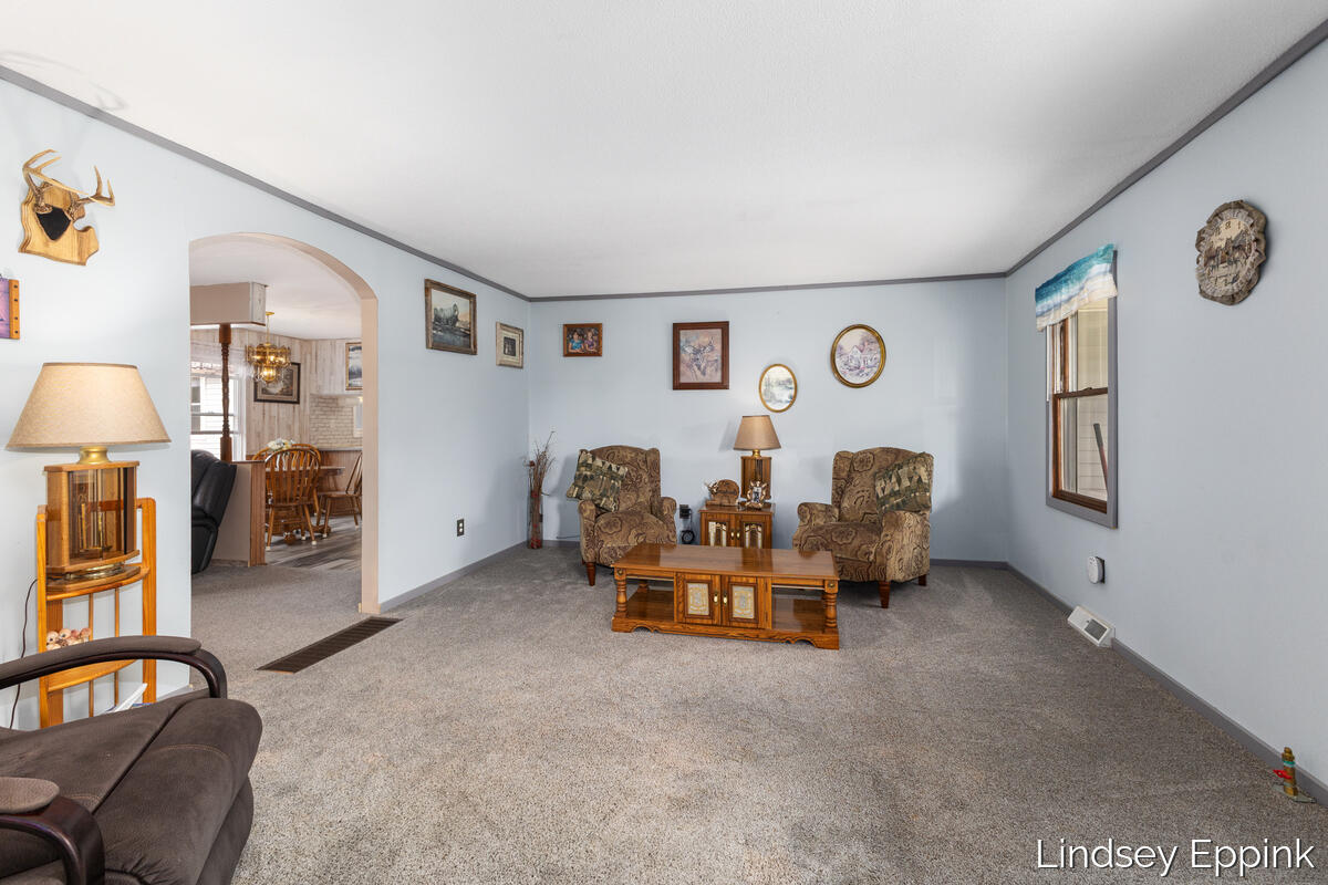 4597 E 128th Street Property Photo 12