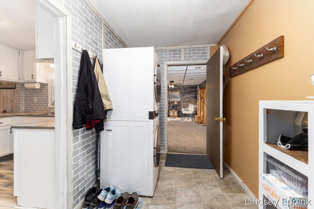 4597 E 128th Street Property Photo 18