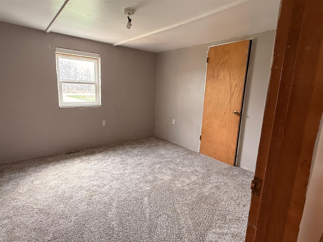 4597 E 128th Street Property Photo 40