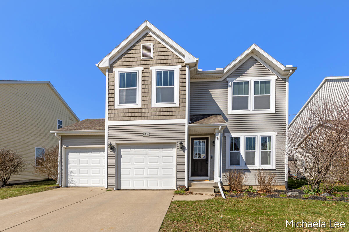 607 Nantucket Drive Property Photo 1