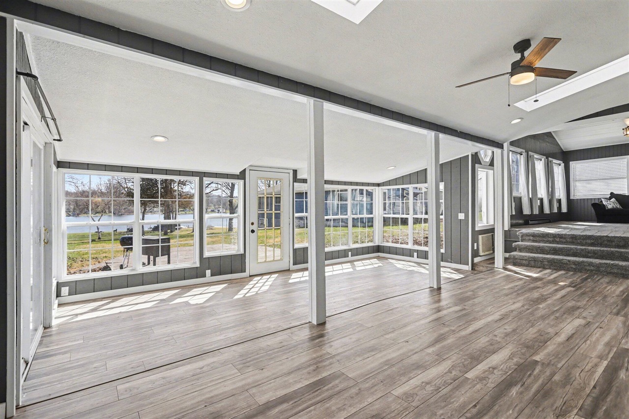 2743 Hemlock Road Property Photo 13