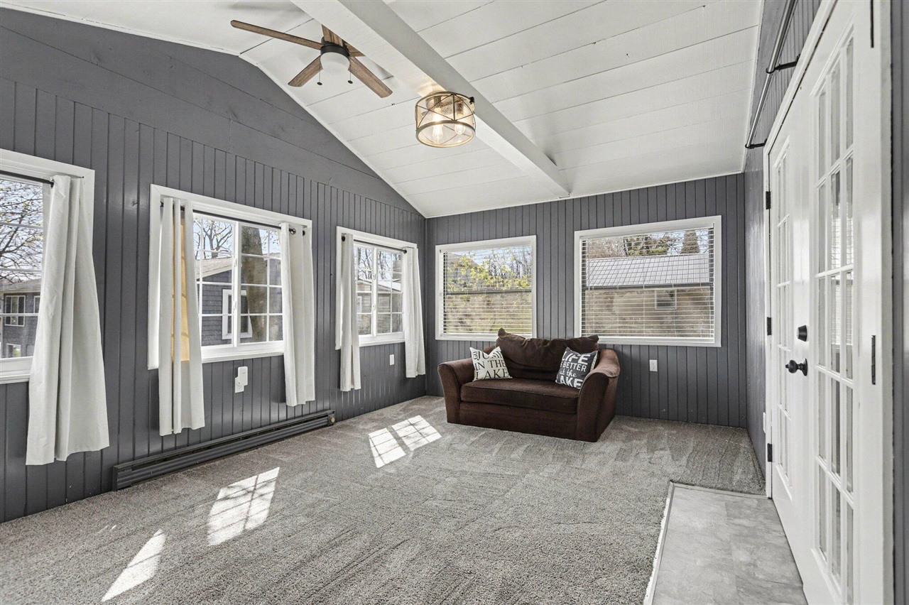 2743 Hemlock Road Property Photo 14