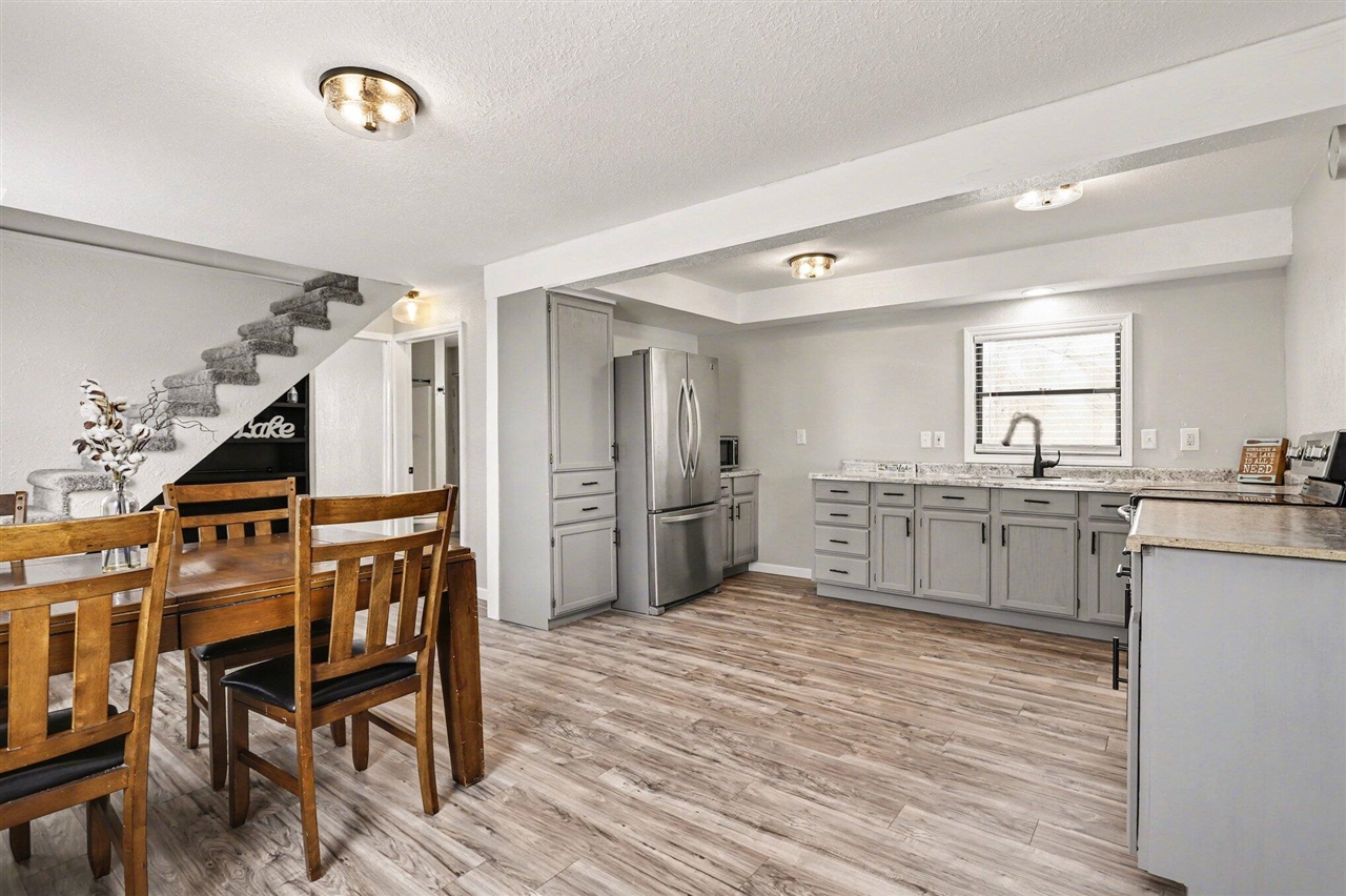 2743 Hemlock Road Property Photo 16