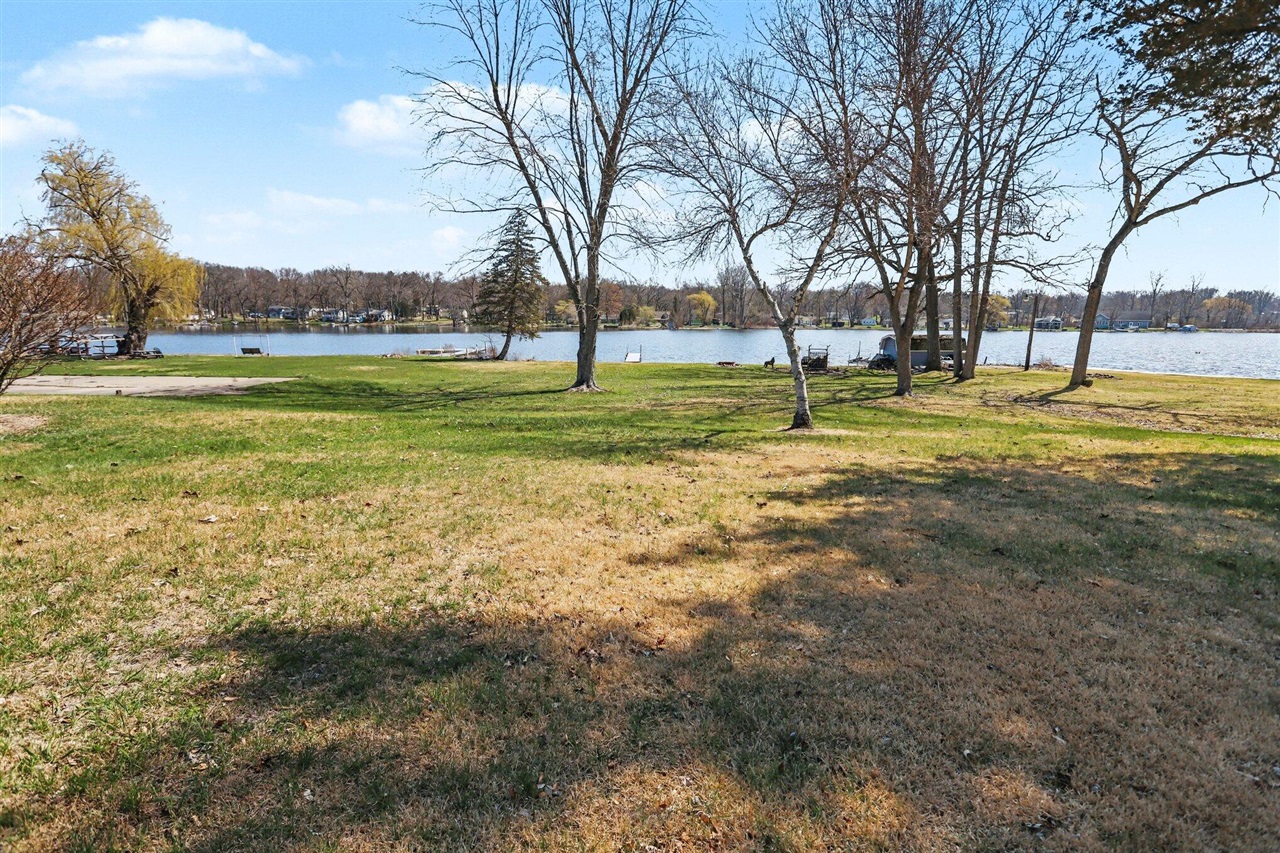 2743 Hemlock Road Property Photo 24