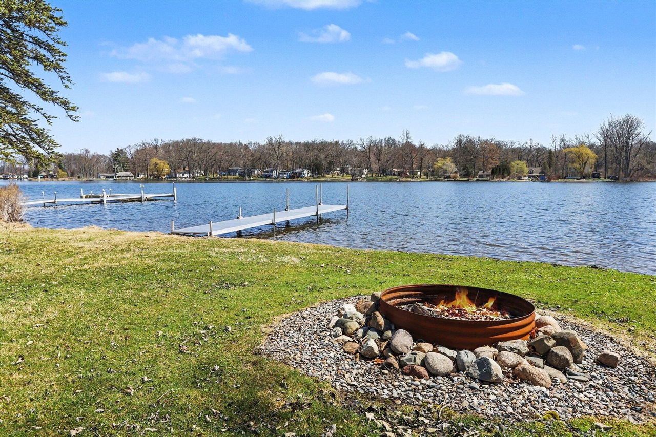 2743 Hemlock Road Property Photo 25