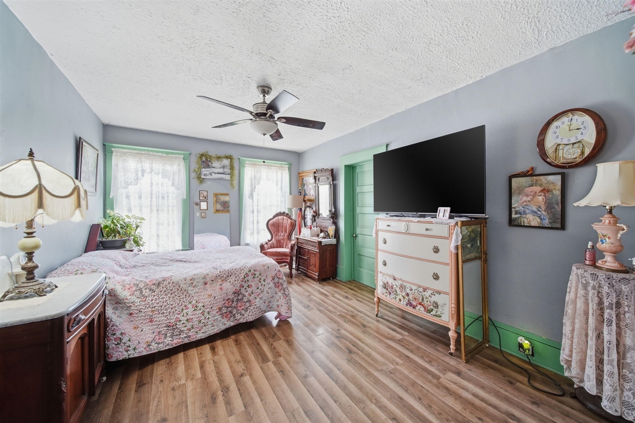 113 Chicago Street Property Photo 31