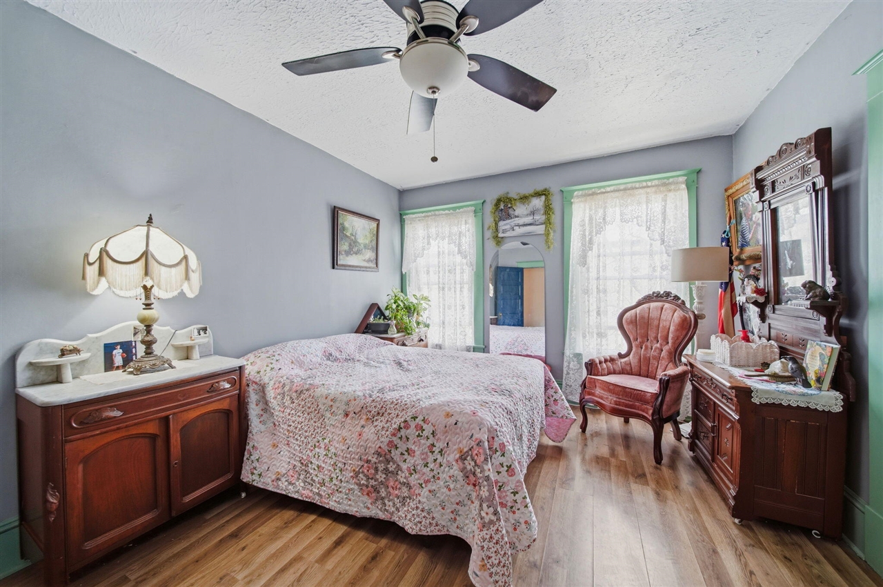 113 Chicago Street Property Photo 32