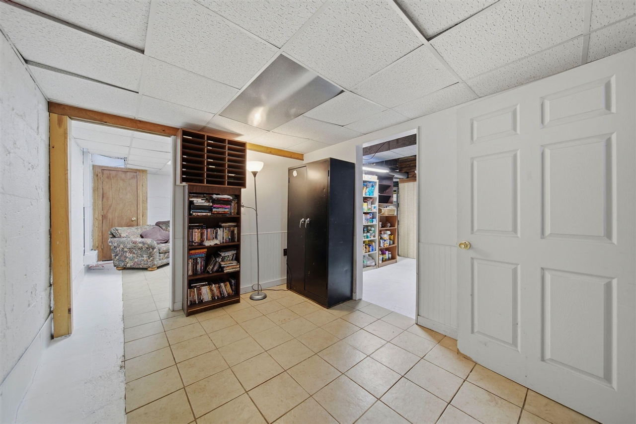113 Chicago Street Property Photo 38
