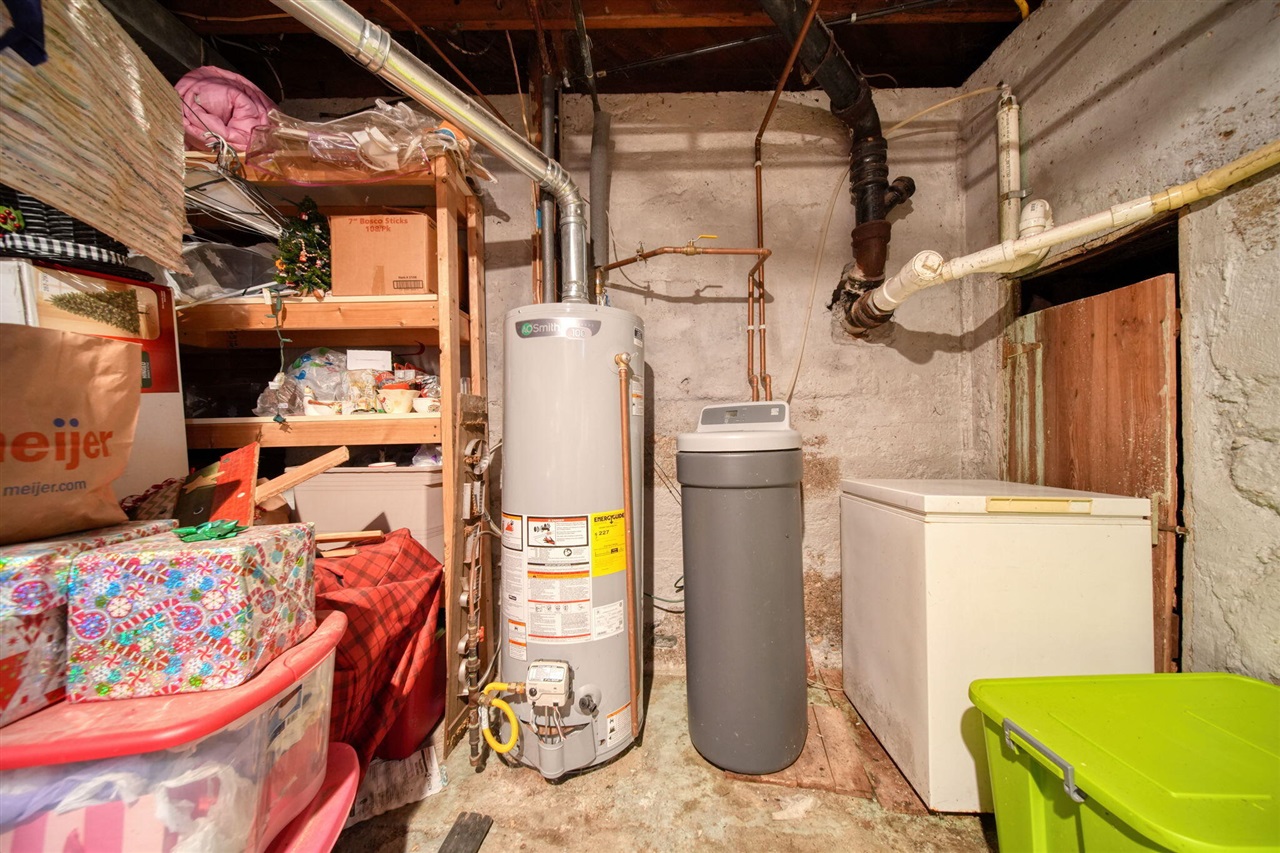 113 Chicago Street Property Photo 43