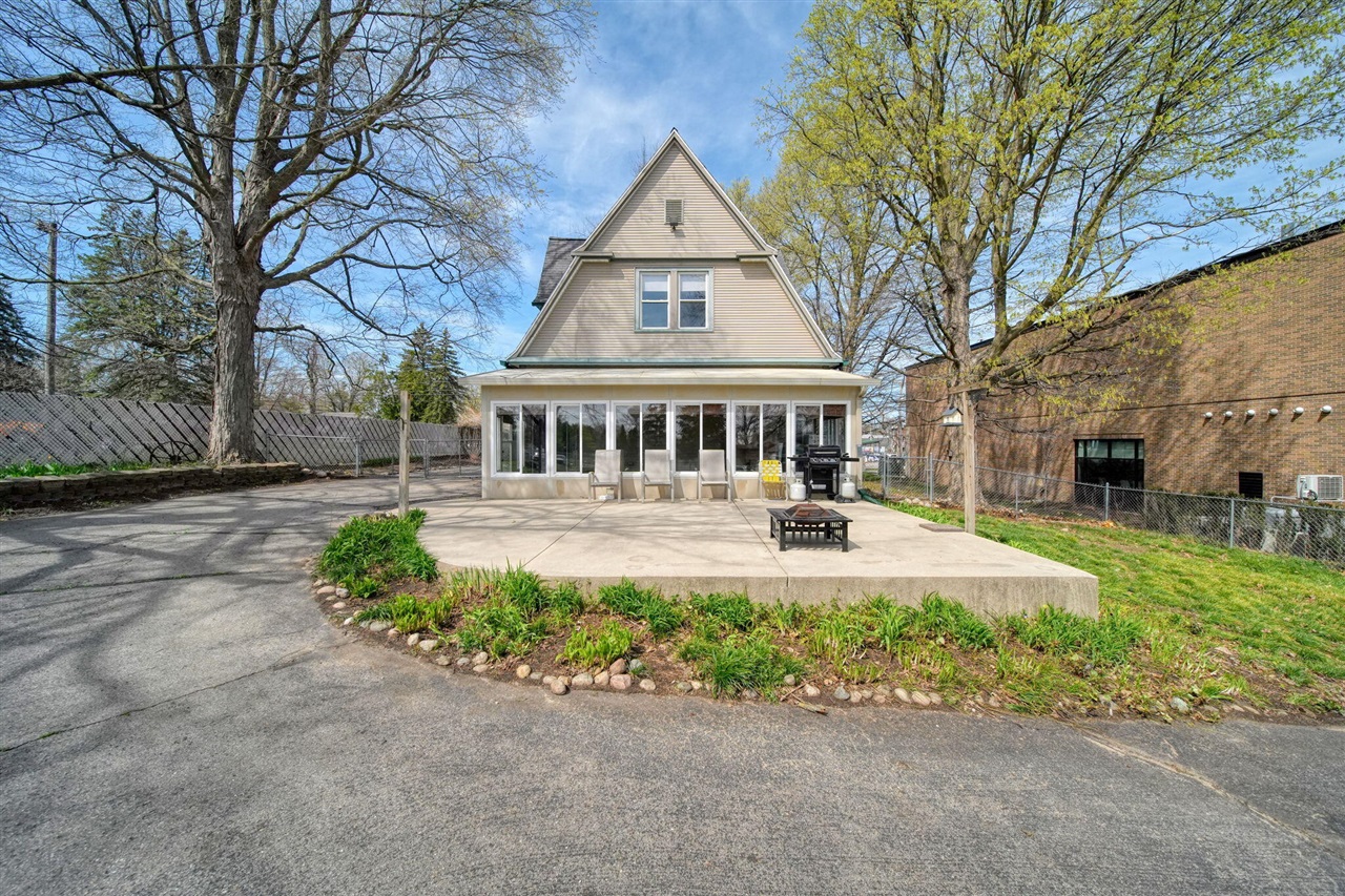 113 Chicago Street Property Photo 48