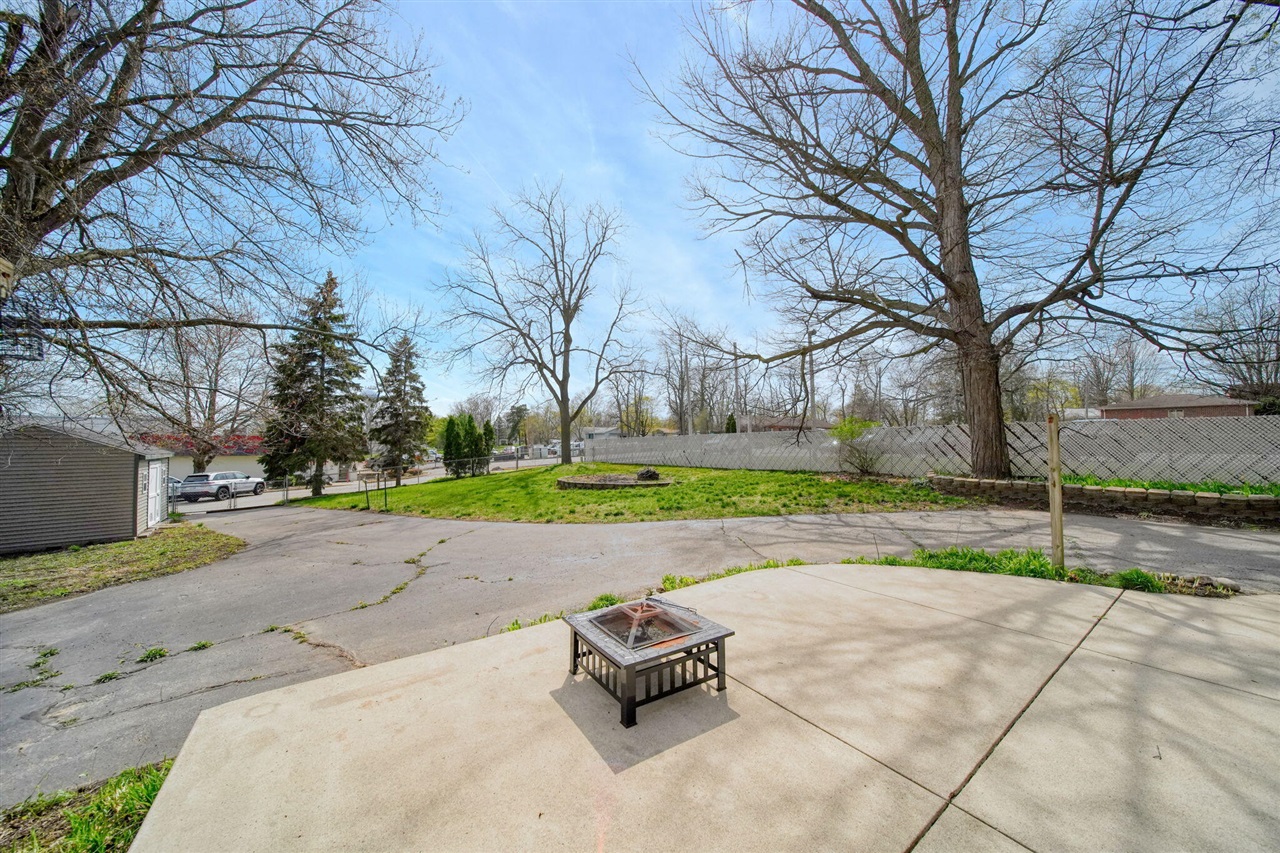 113 Chicago Street Property Photo 52