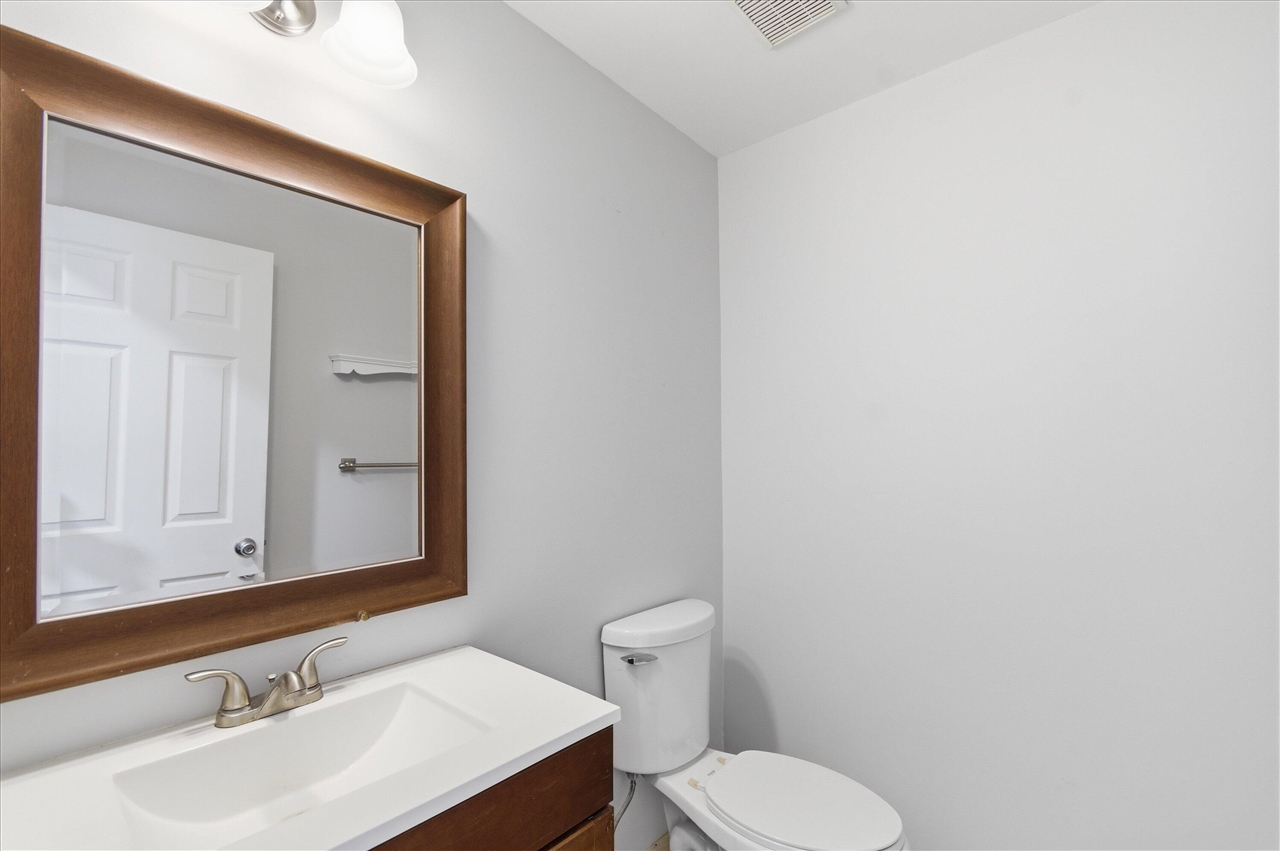 4344 Hillside Drive Property Photo 8