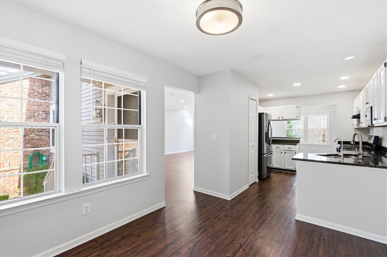 4344 Hillside Drive Property Photo 11